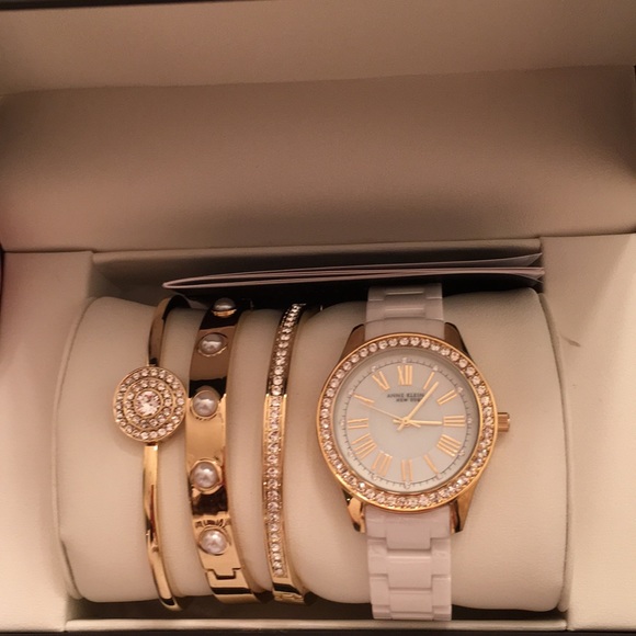 Anne Klein Jewelry - Anne Klein bracelet set